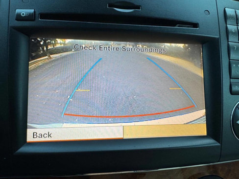 Used 2012 Mercedes-Benz GL 450 4MATIC image 16