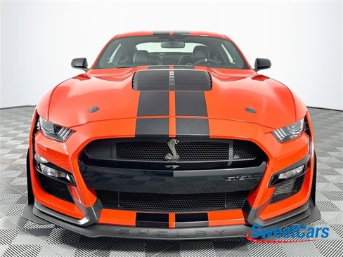 Used 2022 Ford Mustang Shelby GT500 w/ Technology Package image 2