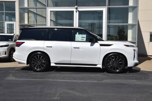 New 2026 INFINITI QX80 Autograph w/ Premium Cargo Package image 10