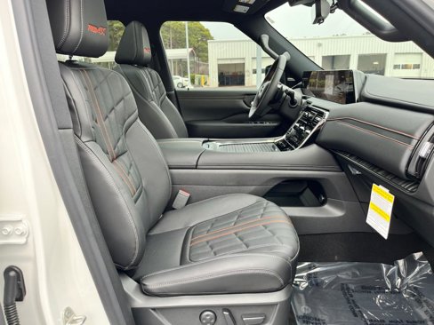 New 2025 Nissan Armada PRO-4X w/ Pro-4X Premium Package image 33