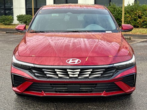 Certified 2025 Hyundai Elantra SEL image 2