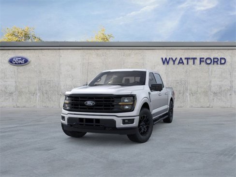 New 2025 Ford F150 XLT image 2