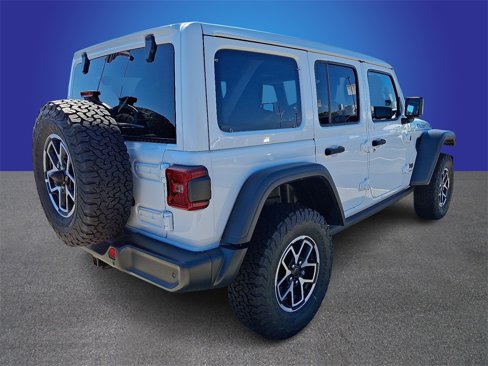 New 2025 Jeep Wrangler Unlimited Rubicon w/ Technology Group image 3