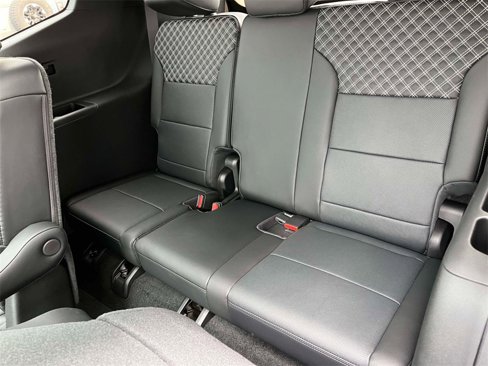 New 2026 GMC Acadia Denali w/ Super Cruise Package image 17