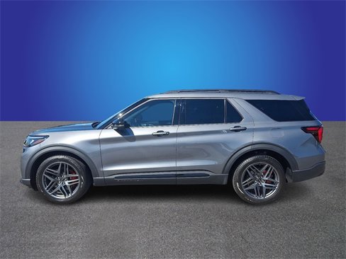 Used 2025 Ford Explorer ST w/ Sun And Sound Package image 7