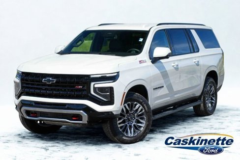 Used 2025 Chevrolet Suburban Z71 image 1