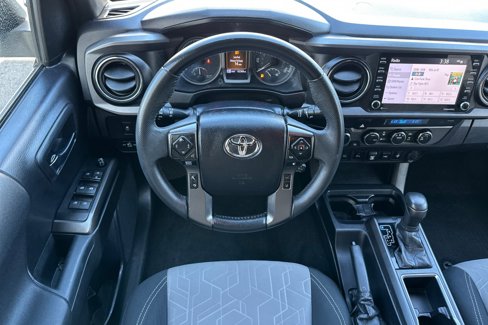 Used 2021 Toyota Tacoma TRD Off-Road image 16