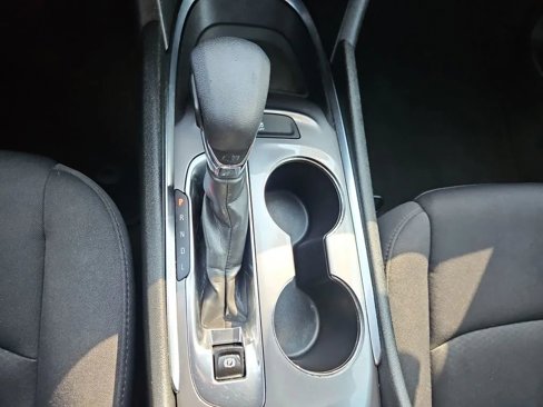 Used 2023 Chevrolet Malibu LT image 19