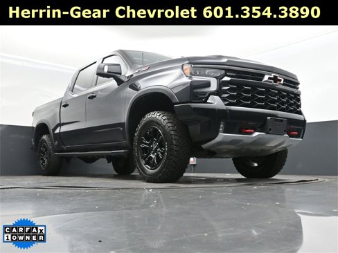 Used 2023 Chevrolet Silverado 1500 ZR2 w/ Technology Package image 46