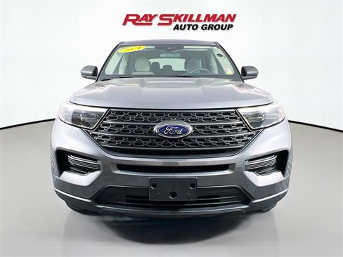 Used 2021 Ford Explorer 4WD image 2