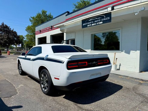 Used 2017 Dodge Challenger GT w/ Driver Convenience Group image 11