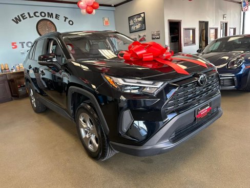 Used 2023 Toyota RAV4 XLE image 3