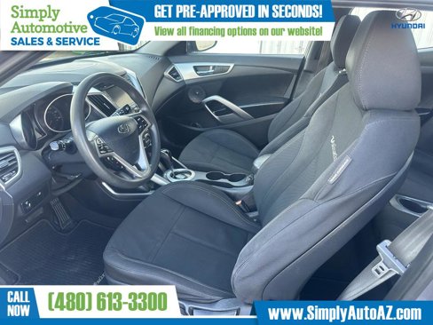 Used 2015 Hyundai Veloster image 14