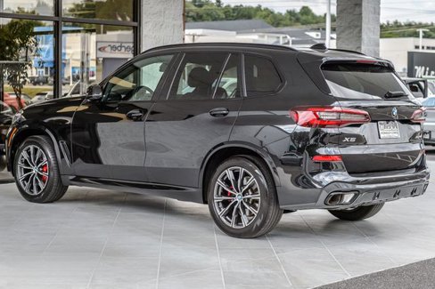 Used 2022 BMW X5 xDrive40i w/ M Sport Package image 7
