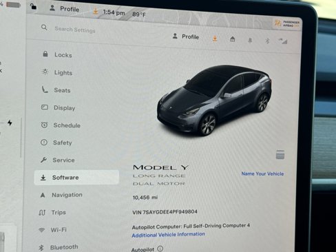 Used 2023 Tesla Model Y Long Range image 27