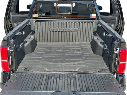 Certified 2025 Toyota Tacoma TRD Pro image 9