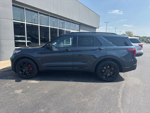 Certified 2024 Ford Explorer ST w/ Equipment Group 401A image 2