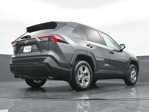 Used 2023 Toyota RAV4 XLE image 21