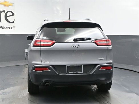 Used 2018 Jeep Cherokee Latitude Plus image 35