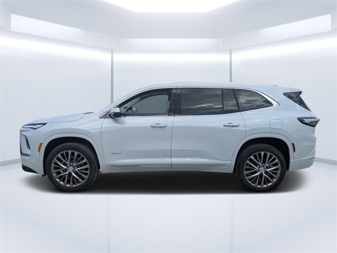 Used 2026 Buick Enclave Avenir image 7
