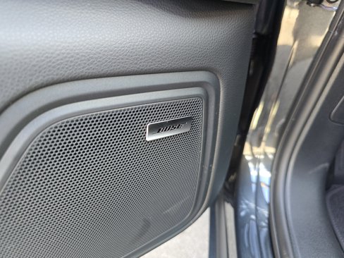 New 2025 Porsche Macan S image 18