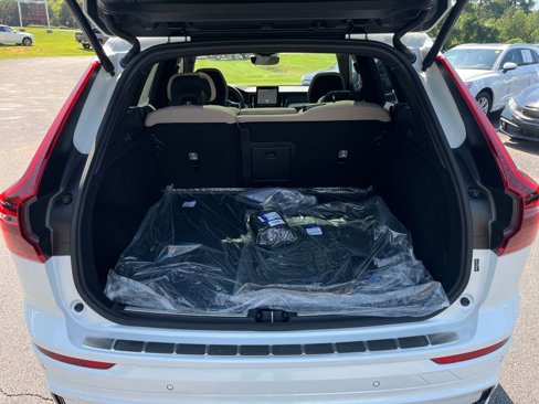 New 2026 Volvo XC60 B5 Plus image 28