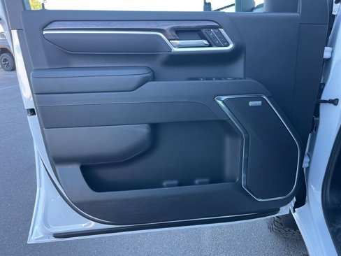 New 2026 Chevrolet Silverado 2500 LTZ w/ Trail Boss Package image 7