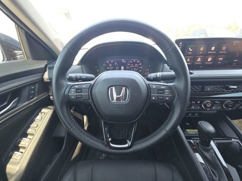 Used 2025 Honda Accord EX-L image 25