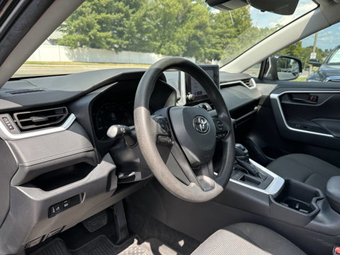 Used 2023 Toyota RAV4 LE image 13