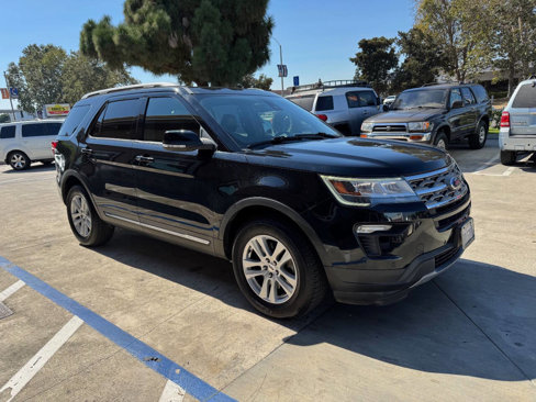 Used 2018 Ford Explorer XLT w/ Equipment Group 202A image 5