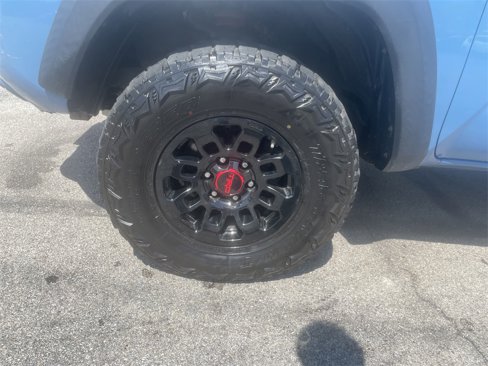 Used 2018 Toyota Tacoma TRD Pro image 9