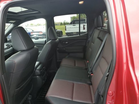 Certified 2025 Honda Ridgeline Black Edition image 26