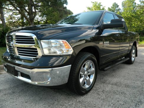 Used 2019 RAM 1500 Big Horn image 1