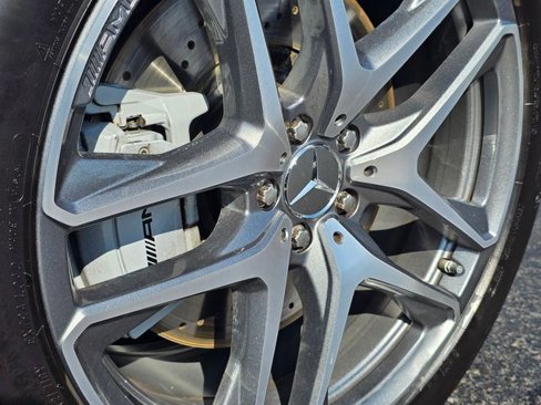 Certified 2025 Mercedes-Benz GLE 53 AMG 4MATIC image 7