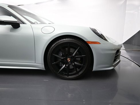Certified 2025 Porsche 911 Carrera image 19