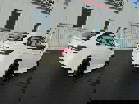 New 2026 Toyota Camry SE image 2