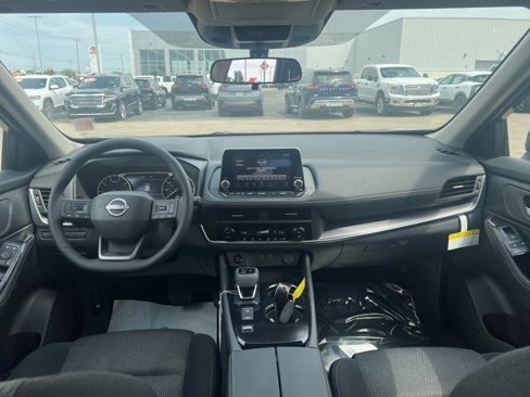 New 2026 Nissan Rogue SV image 10