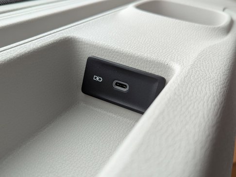 New 2025 Volkswagen ID. Buzz Pro S Plus image 32