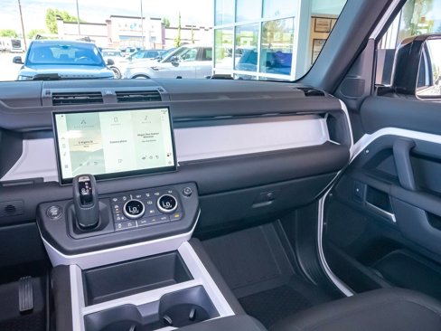 New 2025 Land Rover Defender 90 S image 25