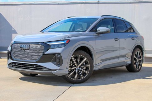 Certified 2025 Audi Q4 e-tron Premium Plus image 1