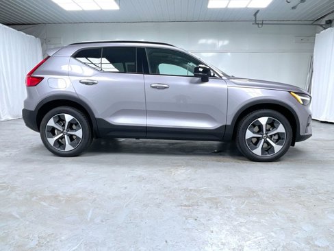 New 2026 Volvo XC40 B5 Plus w/ Protection Package Premier image 24