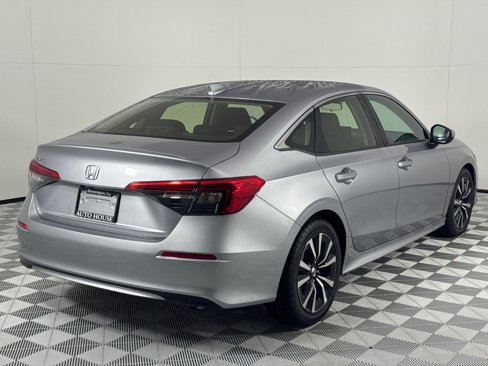 Used 2022 Honda Civic EX image 5