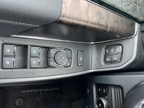 New 2025 Ford F250 Lariat image 27