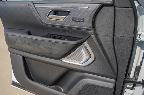 New 2026 INFINITI QX80 Autograph w/ Premium Cargo Package image 19
