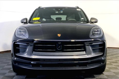 New 2026 Porsche Macan Turbo image 10