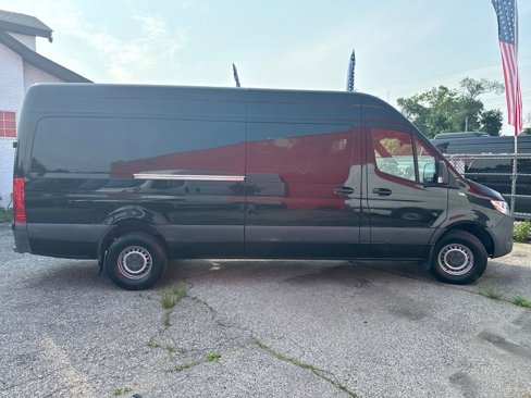 Used 2019 Mercedes-Benz Sprinter 170 Cargo image 19