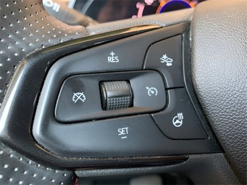 Used 2024 Chevrolet Trax RS w/ Sunroof Package image 21