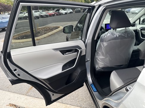 New 2025 Toyota RAV4 XLE image 13