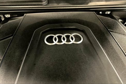 Certified 2025 Audi Q8 Premium image 31