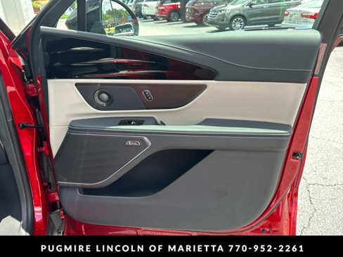 New 2025 Lincoln Nautilus Premier w/ Equipment Group 102A image 14